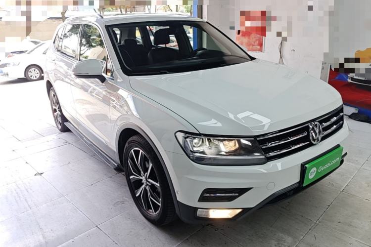 Used Volkswagen Tiguan L 2019 Revised 330TSI Automatic Two-Wheel Drive Smart & Luxury Edition China VI Standard Front Right 45 Deg