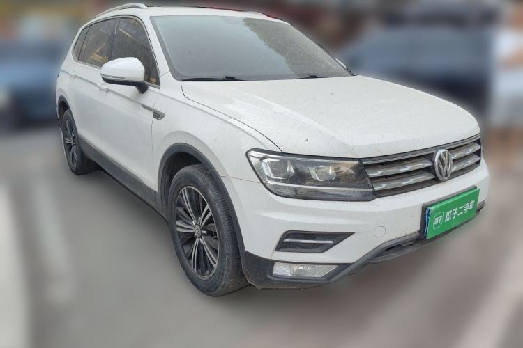 Used Volkswagen Tiguan L 2019 280TSI Automatic Two-Wheel Drive Panoramic Comfort Edition China V Standard Front Right 45 Deg