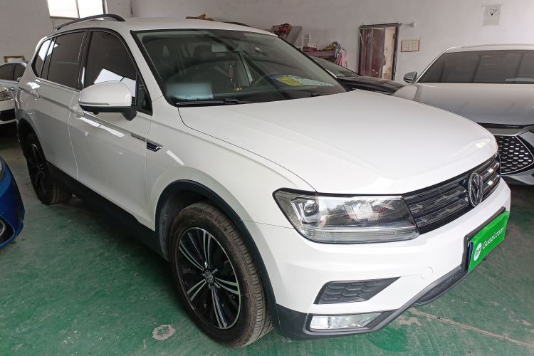 Used Volkswagen Tiguan L 2019 330TSI Automatic Two-Wheel Drive Luxury Edition China VI Standard Front Right 45 Deg