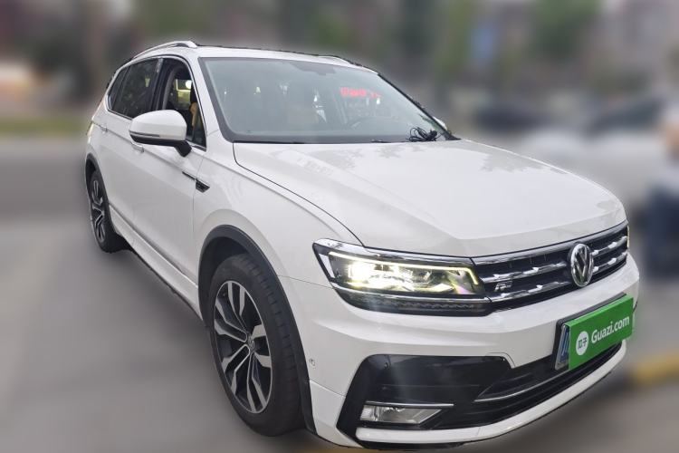 Used Volkswagen Tiguan L 2019 330TSI Automatic Two-Wheel Drive R-Line Flagship Model China VI Standard Front Right 45 Deg