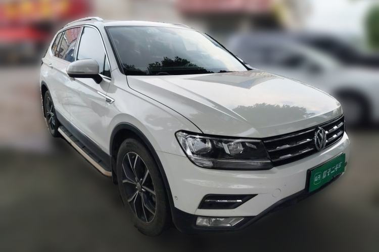 Used Volkswagen Tiguan L 2019 330TSI Automatic Two-Wheel Drive Smart Luxury Version China VI Standard Front Right 45 Deg