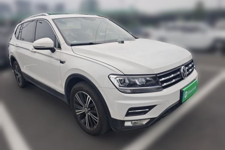 Used Volkswagen Tiguan L 2019 330TSI Automatic Two-Wheel Drive Panoramic Comfort Edition China V Standard Front Right 45 Deg