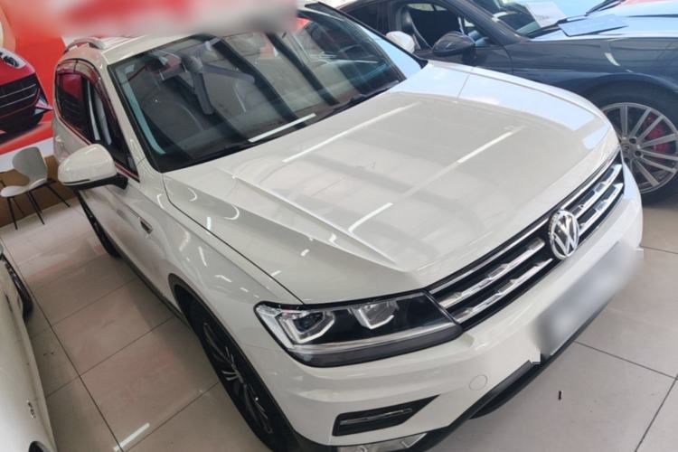 Used Volkswagen Tiguan L 2019 330TSI Automatic Two-Wheel Drive Panoramic Comfort Edition China VI Standard Front Right 45 Deg