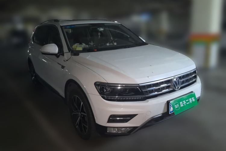 Used Volkswagen Tiguan L 2019 380TSI Automatic All-Wheel Drive Luxury Edition China VI Standard Front Right 45 Deg