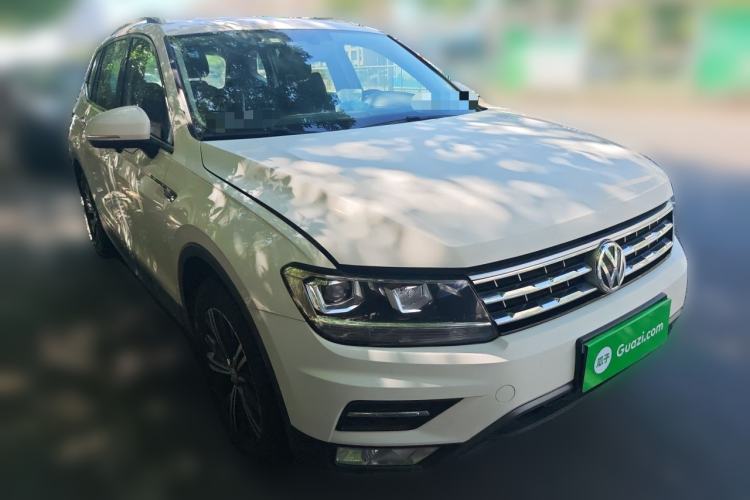 Used Volkswagen Tiguan L 2019 Updated Version 330TSI Automatic Two-Wheel Drive Panoramic Comfort Edition China VI Standard Front Right 45 Deg