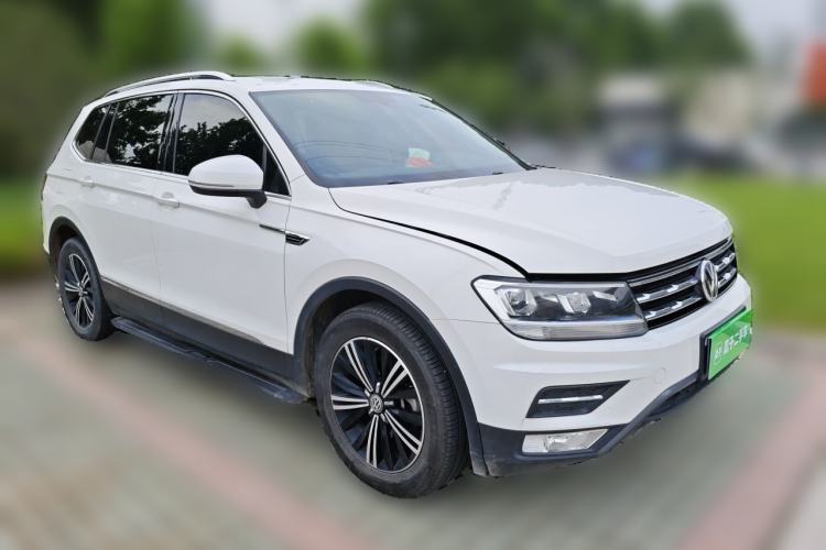 Used Volkswagen Tiguan L 2019 330TSI Automatic Two-Wheel Drive Panoramic Comfort Edition China VI Standard Front Right 45 Deg