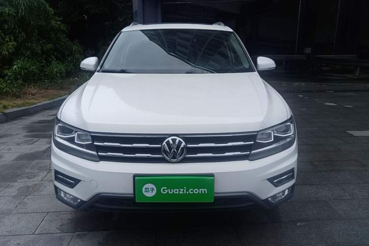 Used Volkswagen Tiguan L 2019 330TSI Automatic Two-Wheel Drive Smart Luxury Version China V Emission Standard Front
