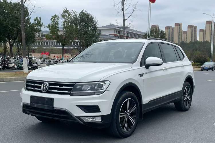 Used Volkswagen Tiguan L 2019 330TSI Automatic Two-Wheel Drive Luxury Edition China V Standard Guazi used car, China used car export, Used car for sale, Used  cars, Cheapest cars for sale