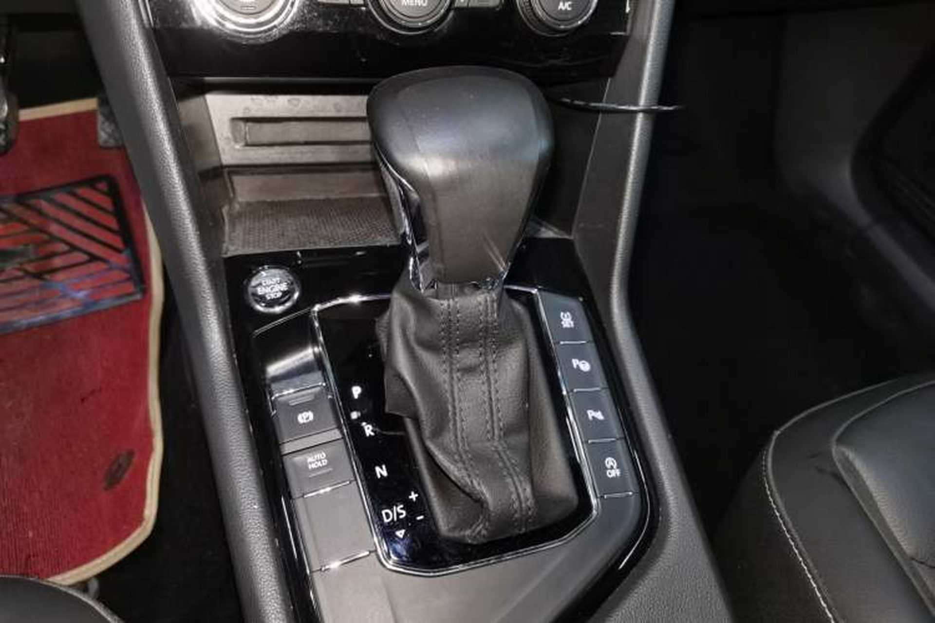Used Volkswagen Tiguan L 2019 330TSI Automatic Two-Wheel Drive Smart Luxury Version China VI Standard Gear Lever