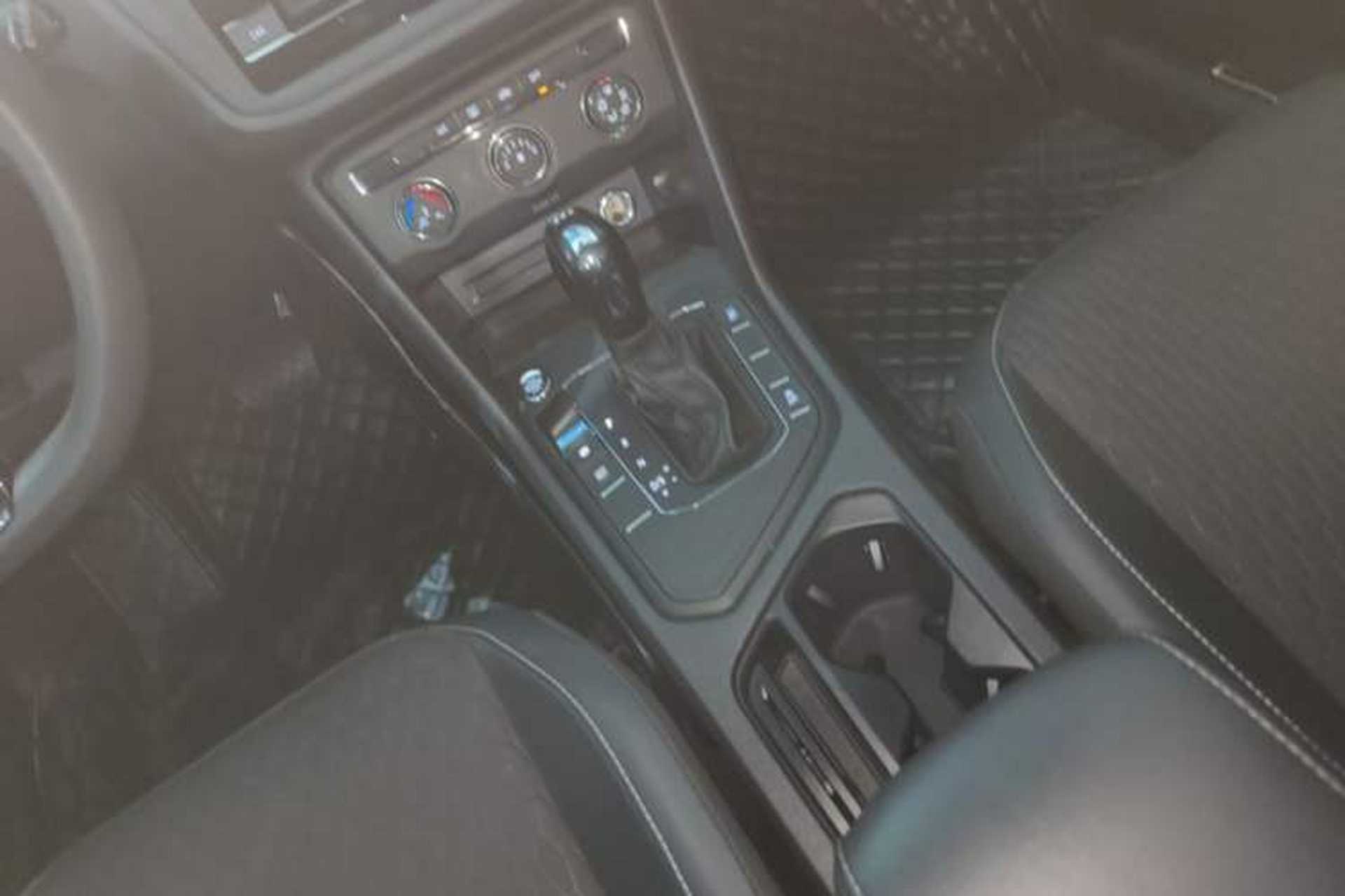 Used Volkswagen Tiguan L 2019 330TSI Automatic Two-Wheel Drive Luxury Edition China VI Standard Gear Lever