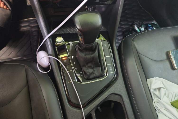 Used Volkswagen Tiguan L 2019 330TSI Automatic Two-Wheel Drive Panoramic Comfort Edition China VI Standard Gear Lever
