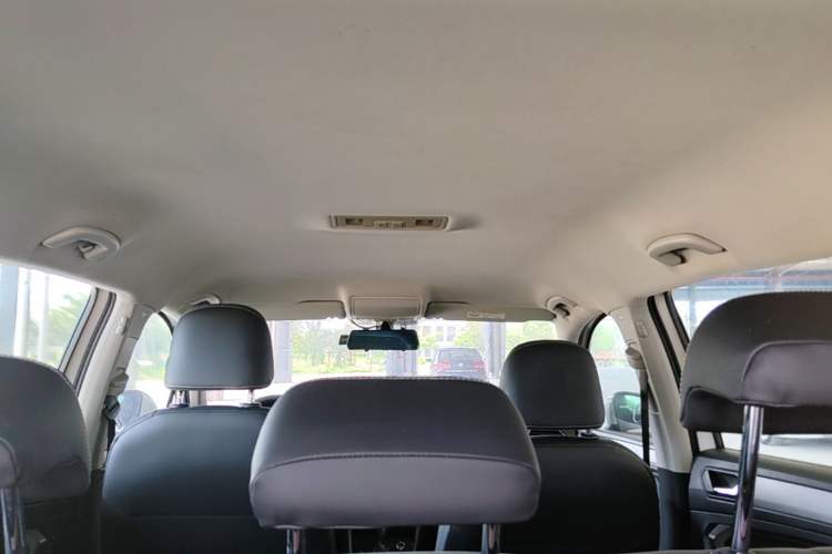 Used Volkswagen Tiguan L 2019 330TSI Automatic Two-Wheel Drive Luxury Edition China V Standard Headliner