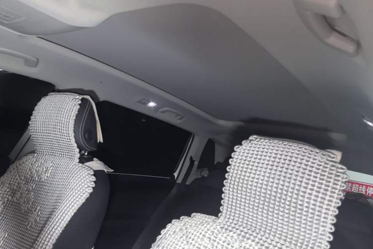 Used Volkswagen Tiguan L 2019 330TSI Automatic Two-Wheel Drive R-Line Flagship Model China VI Standard Headliner