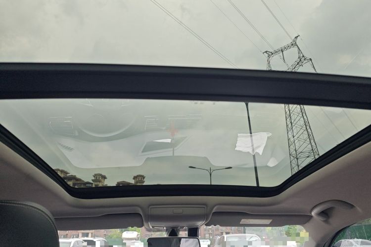 Used Volkswagen Tiguan L 2019 330TSI Automatic Two-Wheel Drive Panoramic Comfort Edition China V Standard Headliner