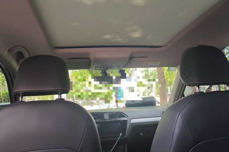 Used Volkswagen Tiguan L 2019 330TSI Automatic Two-Wheel Drive Panoramic Comfort Edition China VI Standard Headliner