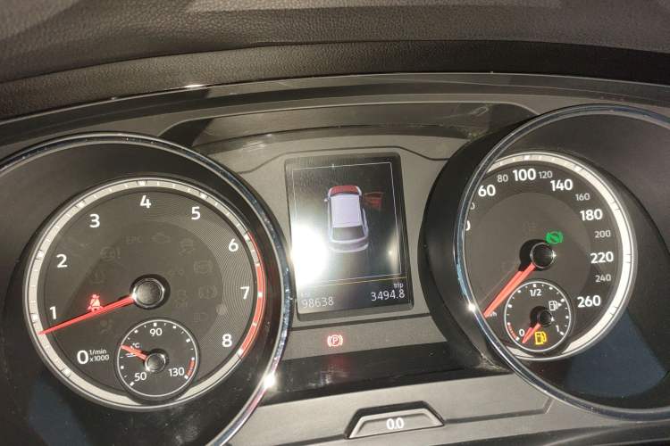 Used Volkswagen Tiguan L 2019 330TSI Automatic Two-Wheel Drive Smart Luxury Version China V Emission Standard Instrument Cluster