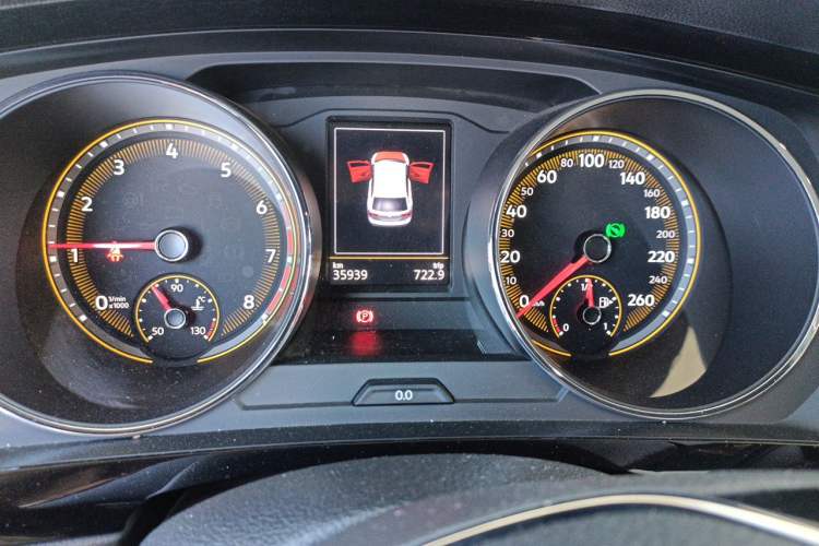 Used Volkswagen Tiguan L 2019 330TSI Automatic Two-Wheel Drive Smart Luxury Version China VI Standard Instrument Cluster