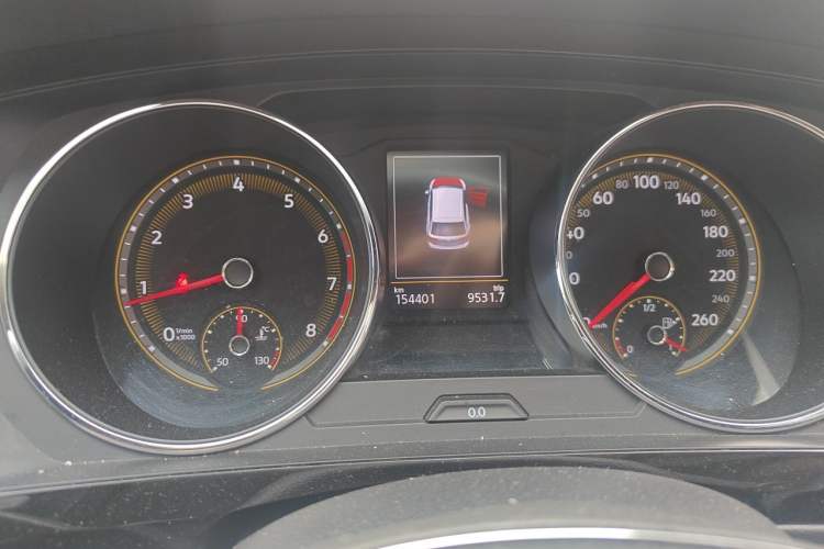Used Volkswagen Tiguan L 2019 Updated Version 330TSI Automatic Two-Wheel Drive Panoramic Comfort Edition China VI Standard Instrument Cluster