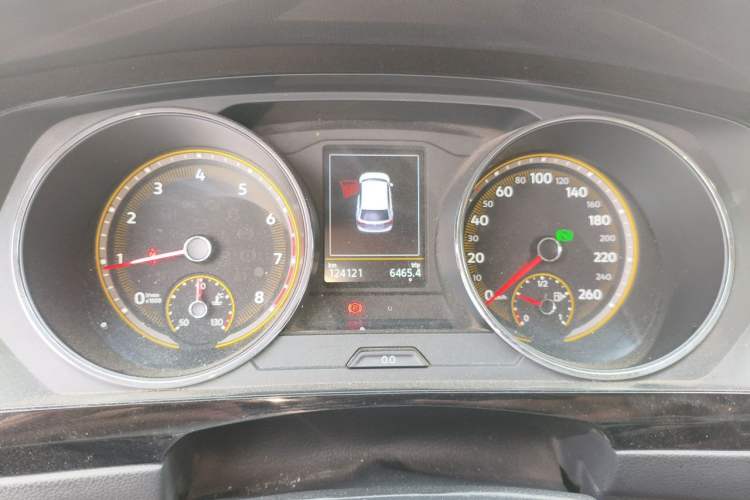 Used Volkswagen Tiguan L 2019 330TSI Automatic Two-Wheel Drive Smart Luxury Version China VI Standard Instrument Cluster