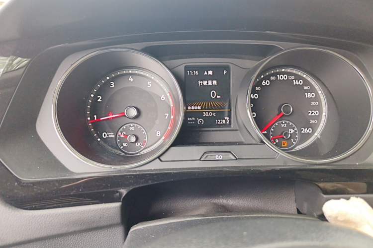 Used Volkswagen Tiguan L 2019 330TSI Automatic Two-Wheel Drive Smart Luxury Version China VI Standard Instrument Cluster