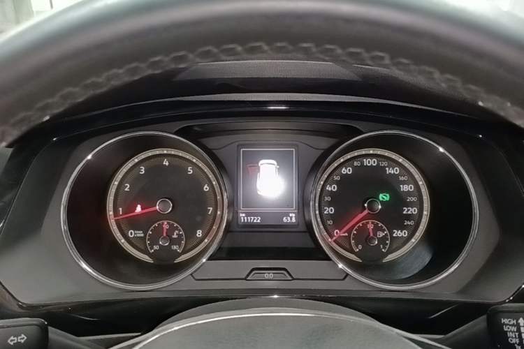 Used Volkswagen Tiguan L 2019 Updated Version 330TSI Automatic Two-Wheel Drive Panoramic Comfort Edition China VI Standard Instrument Cluster