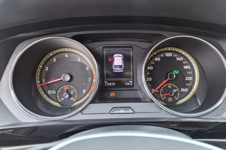 Used Volkswagen Tiguan L 2019 Updated Version 330TSI Automatic Two-Wheel Drive Panoramic Comfort Edition China VI Standard Instrument Cluster