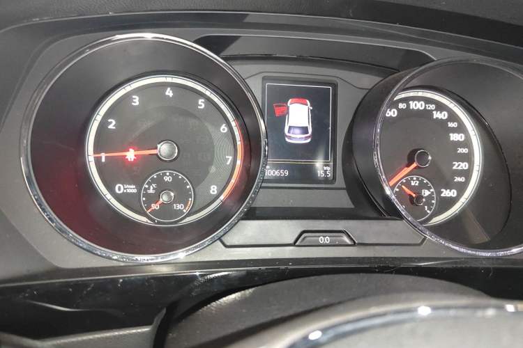Used Volkswagen Tiguan L 2019 330TSI Automatic Two-Wheel Drive Panoramic Comfort Edition China V Standard Instrument Cluster
