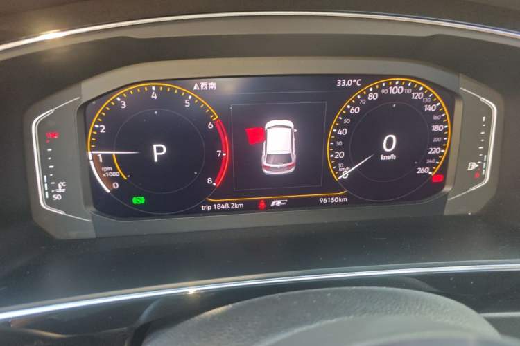 Used Volkswagen Tiguan L 2019 330TSI Automatic Two-Wheel Drive R-Line Flagship Model China VI Standard Instrument Cluster