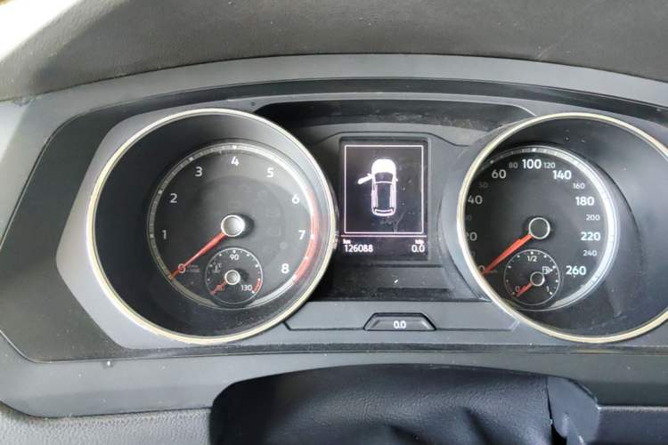 Used Volkswagen Tiguan L 2019 330TSI Automatic Two-Wheel Drive Luxury Edition China V Standard Instrument Cluster