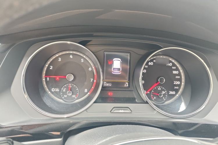 Used Volkswagen Tiguan L 2019 280TSI Automatic Two-Wheel Drive Panoramic Comfort Edition China V Standard Instrument Cluster
