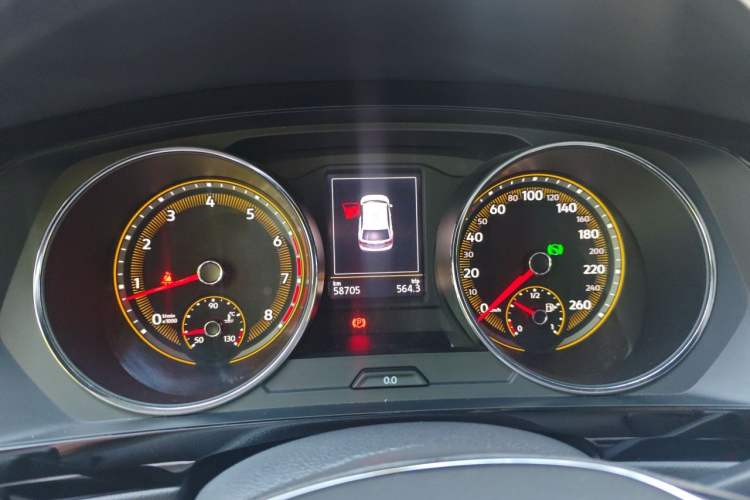 Used Volkswagen Tiguan L 2019 Revised 330TSI Automatic Two-Wheel Drive Smart & Luxury Edition China VI Standard Instrument Cluster