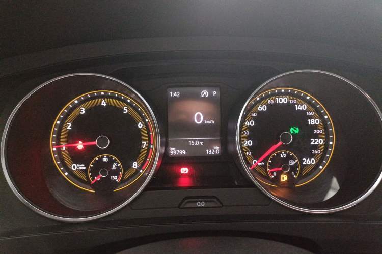 Used Volkswagen Tiguan L 2019 330TSI Automatic Two-Wheel Drive Luxury Edition China VI Standard Instrument Cluster