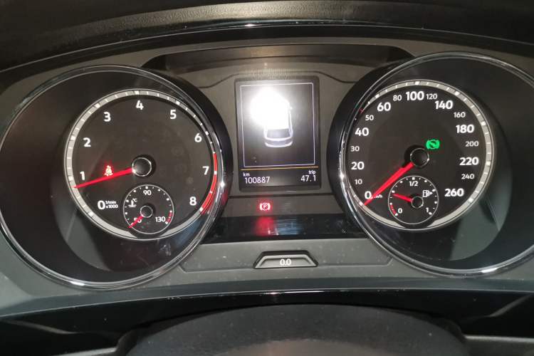 Used Volkswagen Tiguan L 2019 330TSI Automatic Two-Wheel Drive Smart Luxury Version China VI Standard Instrument Cluster
