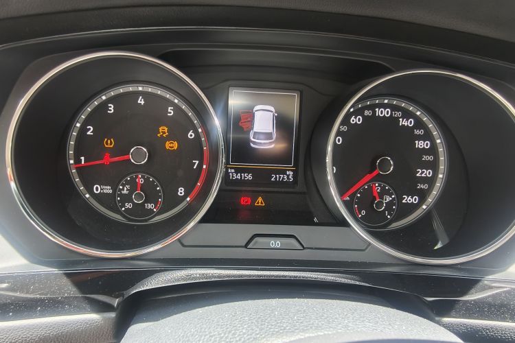 Used Volkswagen Tiguan L 2019 330TSI Automatic Two-Wheel Drive Panoramic Comfort Edition China V Standard Instrument Cluster