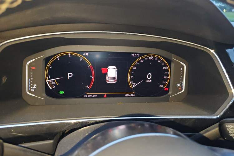 Used Volkswagen Tiguan L 2019 330TSI Automatic Two-Wheel Drive R-Line Flagship Model China VI Standard Instrument Cluster