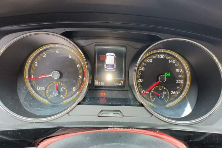 Used Volkswagen Tiguan L 2019 Updated Version 330TSI Automatic Two-Wheel Drive Panoramic Comfort Edition China VI Standard Instrument Cluster