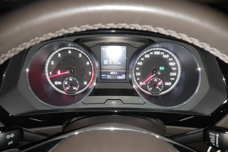 Used Volkswagen Tiguan L 2019 330TSI Automatic Two-Wheel Drive Smart Luxury Version China V Emission Standard Instrument Cluster