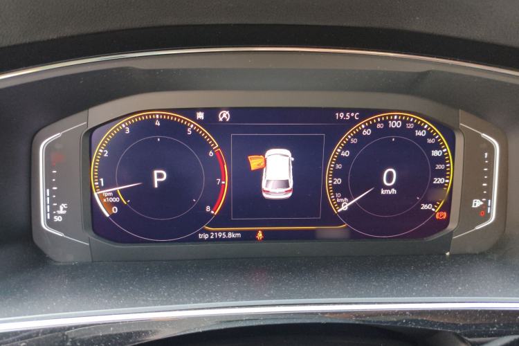 Used Volkswagen Tiguan L 2019 330TSI Automatic Two-Wheel Drive R-Line Flagship Model China VI Standard Instrument Cluster