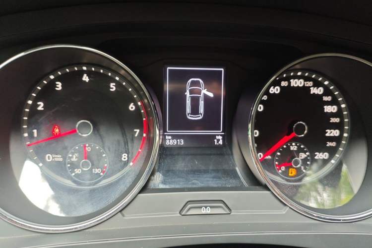 Used Volkswagen Tiguan L 2019 330TSI Automatic Two-Wheel Drive Luxury Edition China V Standard Instrument Cluster