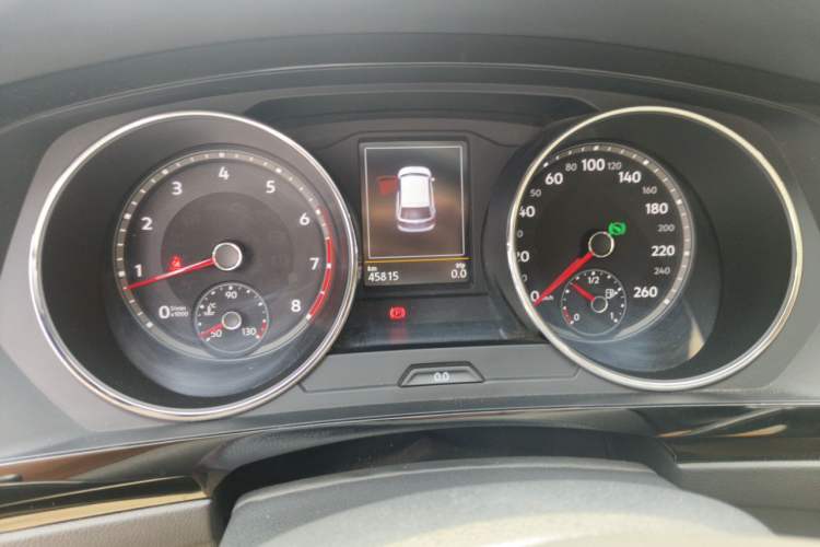 Used Volkswagen Tiguan L 2019 330TSI Automatic Two-Wheel Drive Smart Luxury Version China VI Standard Instrument Cluster