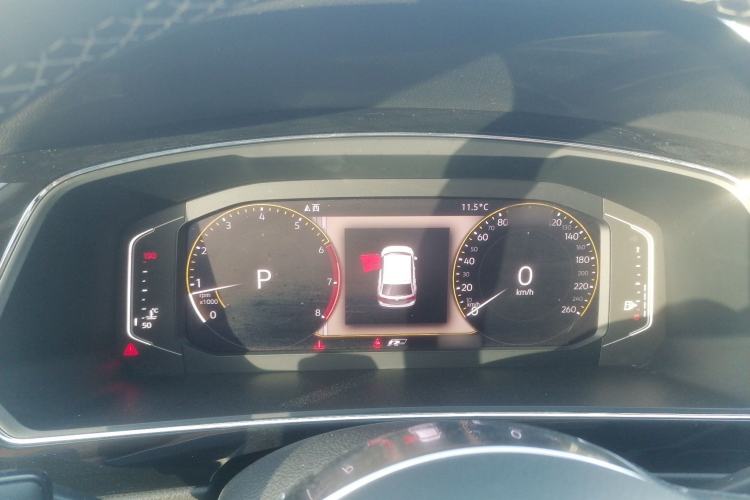 Used Volkswagen Tiguan L 2019 Restyled 330TSI Automatic Two-Wheel Drive R-Line Flagship Version China VI Standard Instrument Cluster