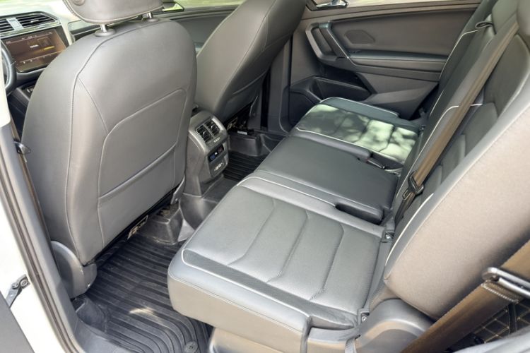 Used Volkswagen Tiguan L 2019 380TSI Automatic All-Wheel Drive R-Line Flagship 7-Seater China VI Standard Interior 7