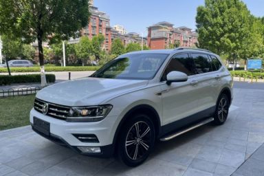 Used Volkswagen Tiguan L 2019 330TSI Automatic Two-Wheel Drive Panoramic Comfort Edition China VI Standard