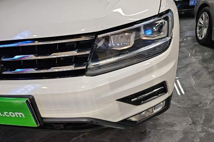 Used Volkswagen Tiguan L 2019 330TSI Automatic Two-Wheel Drive Smart Luxury Version China VI Standard Left Front Headlight