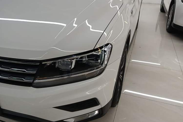 Used Volkswagen Tiguan L 2019 330TSI Automatic Two-Wheel Drive Luxury Edition China V Standard Left Front Headlight