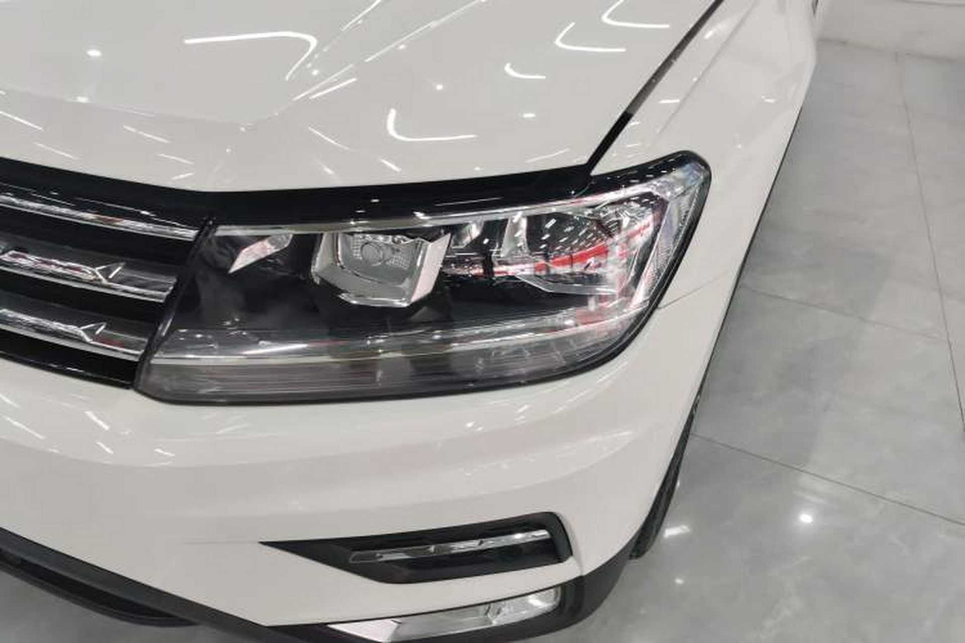 Used Volkswagen Tiguan L 2019 Revised 330TSI Automatic Two-Wheel Drive Smart & Luxury Edition China VI Standard Left Front Headlight