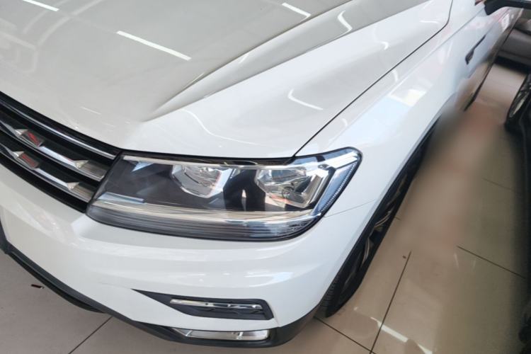 Used Volkswagen Tiguan L 2019 330TSI Automatic Two-Wheel Drive Panoramic Comfort Edition China VI Standard Left Front Headlight