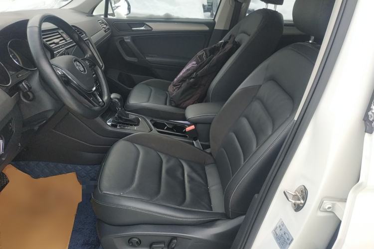 Used Volkswagen Tiguan L 2019 Revised 330TSI Automatic Two-Wheel Drive Smart & Luxury Edition China VI Standard Left Front Seat