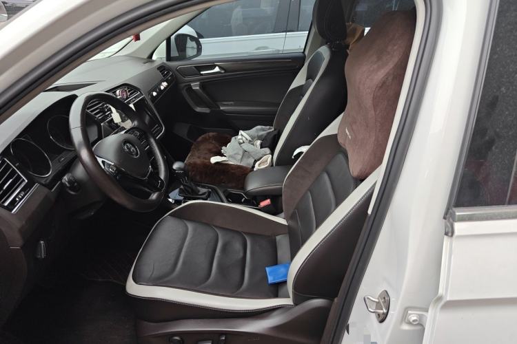 Used Volkswagen Tiguan L 2019 330TSI Automatic Two-Wheel Drive Smart Luxury Version China VI Standard Left Front Seat