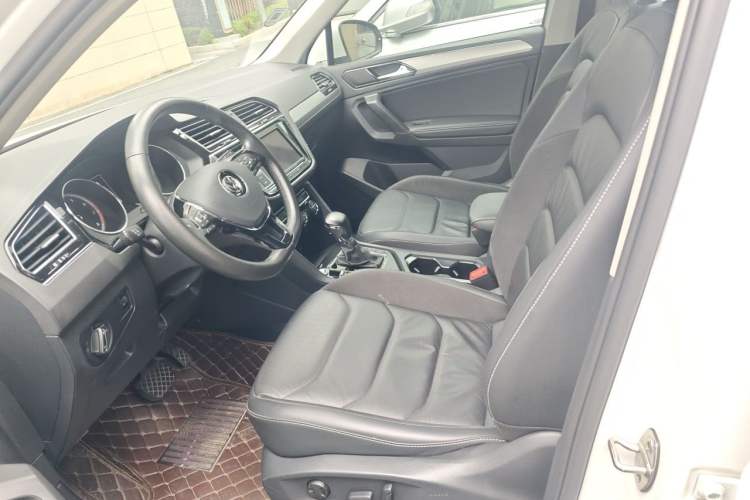 Used Volkswagen Tiguan L 2019 280TSI Automatic Two-Wheel Drive Panoramic Comfort Edition China V Standard Left Front Seat